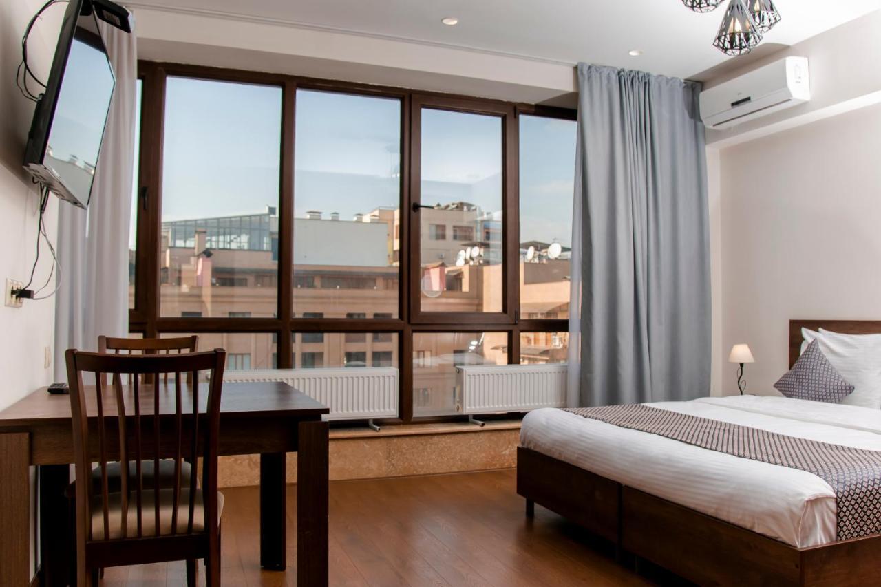 D&H Group Apartment เยเรวาน ภายนอก รูปภาพ