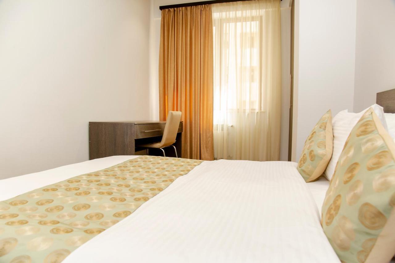 D&H Group Apartment เยเรวาน ภายนอก รูปภาพ