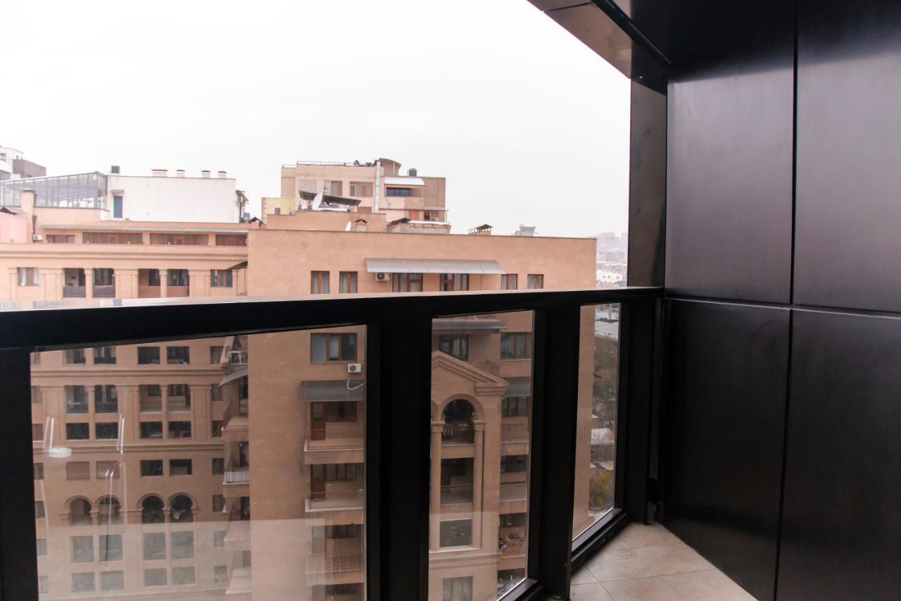 D&H Group Apartment เยเรวาน ภายนอก รูปภาพ