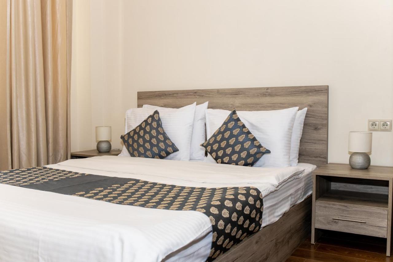 D&H Group Apartment เยเรวาน ภายนอก รูปภาพ